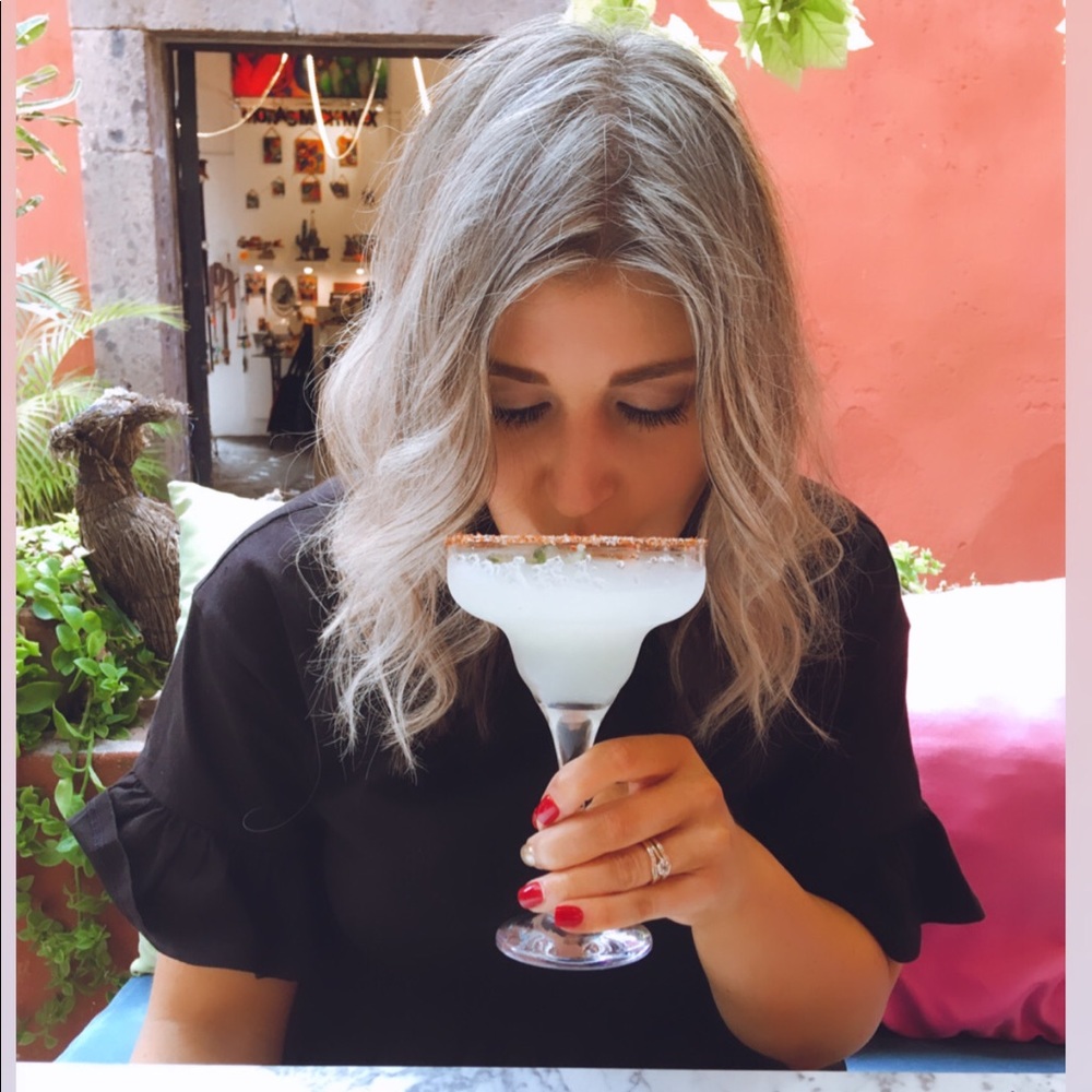 Meet your Posher, Kayla V!